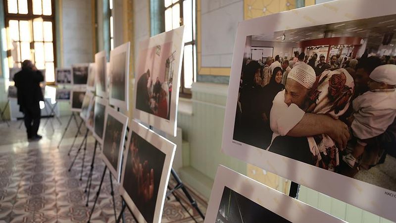 "Cuma Cumartesi Pazar", "Παρασκευή Σάββατο Κυριακή" - Έκθεση Φωτογραφίας